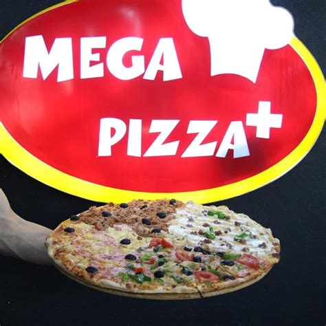 La méga pizza .